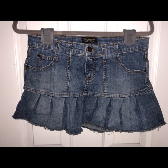 pleated skirt denim